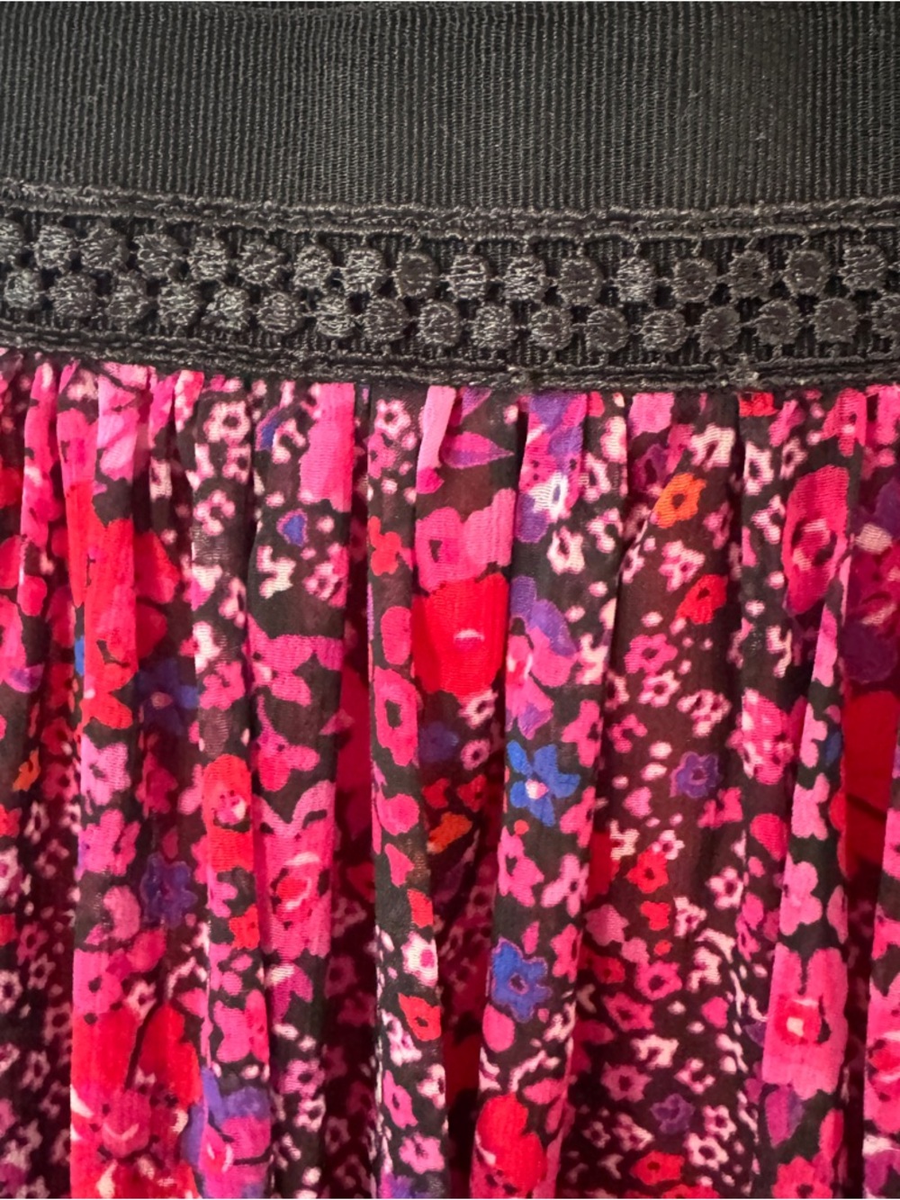 T Tahari Winnie Floral Pleated Mini Skirt Beaded Fringe Hem Black Pink - Picture 2 of 5